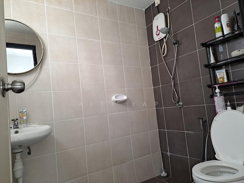 Apartment for Sale at De Bayu Apartment - Alex Yap - Bathroom - PropertyGuru.com.my