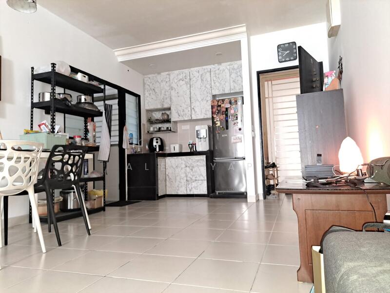 Apartment for Sale at De Bayu Apartment - Alex Yap - Kitchen - PropertyGuru.com.my