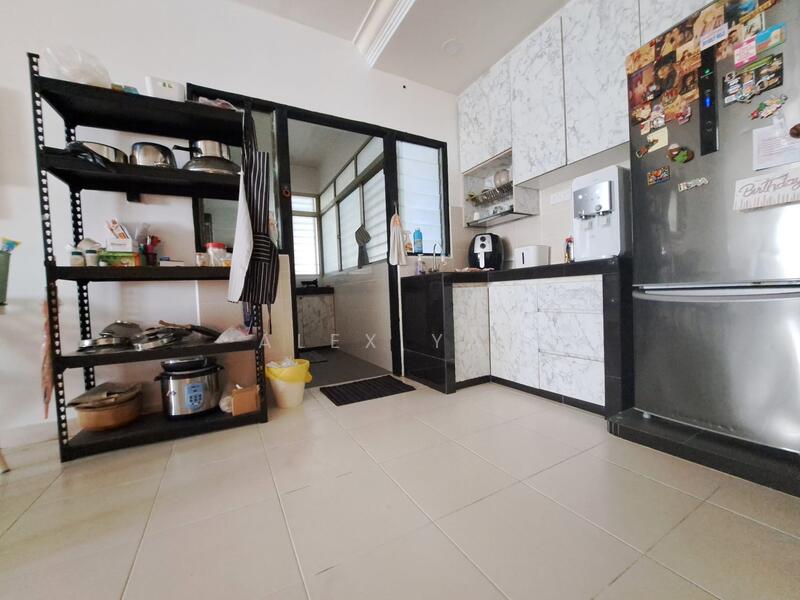 Apartment for Sale at De Bayu Apartment - Alex Yap - Kitchen - PropertyGuru.com.my