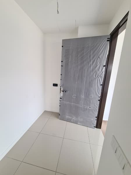 2-storey Terraced House for Sale in Bandar Bukit Raja (Klang) - Elwin Chok - Entrance - PropertyGuru.com.my