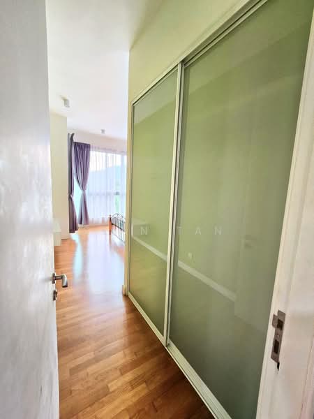 Kondominium untuk Dijual di Kiaramas Danai - Sean Tan - Bedroom - PropertyGuru.com.my