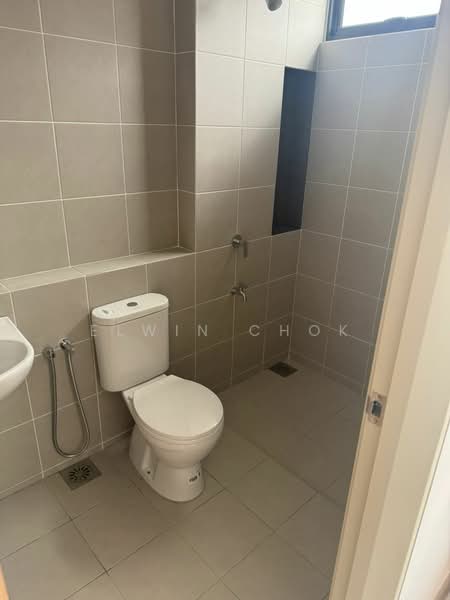 Rumah Teres 2 Tingkat untuk Disewa di Bandar Bukit Raja (Klang) - Elwin Chok - Bathroom - PropertyGuru.com.my