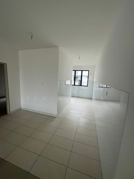 Rumah Teres 2 Tingkat untuk Disewa di Bandar Bukit Raja (Klang) - Elwin Chok - Corridor - PropertyGuru.com.my