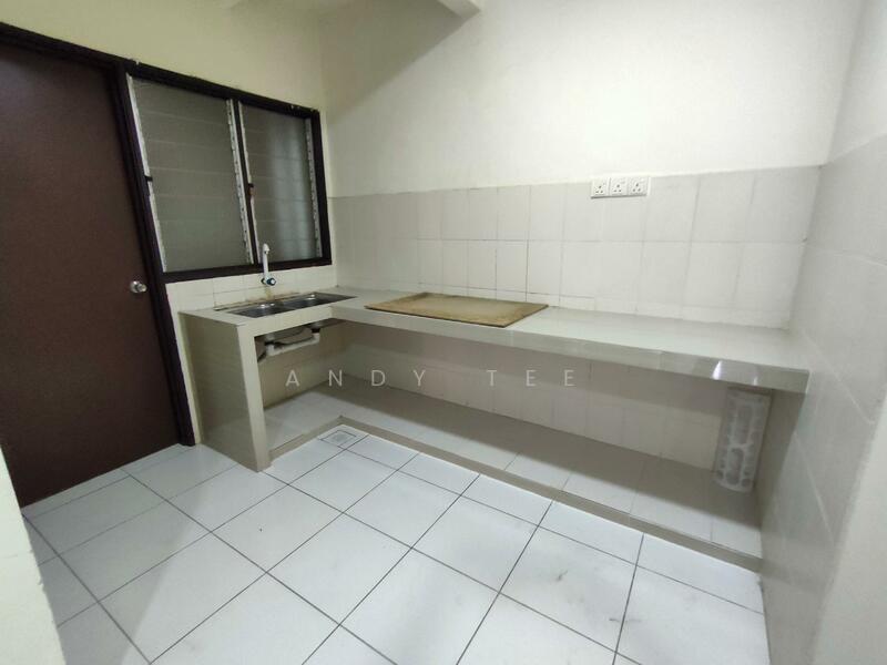 Kitchen with Table Top