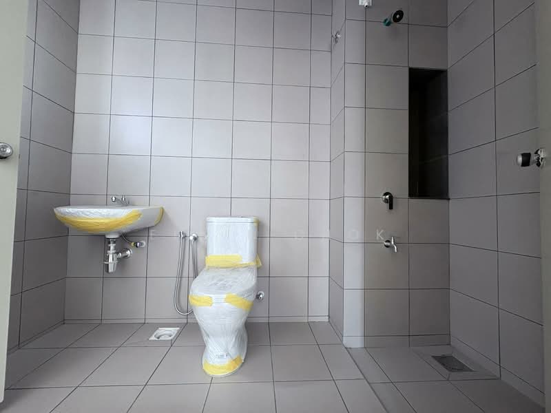 2-storey Terraced House for Sale in Bandar Bukit Raja (Klang) - Elwin Chok - Bathroom - PropertyGuru.com.my