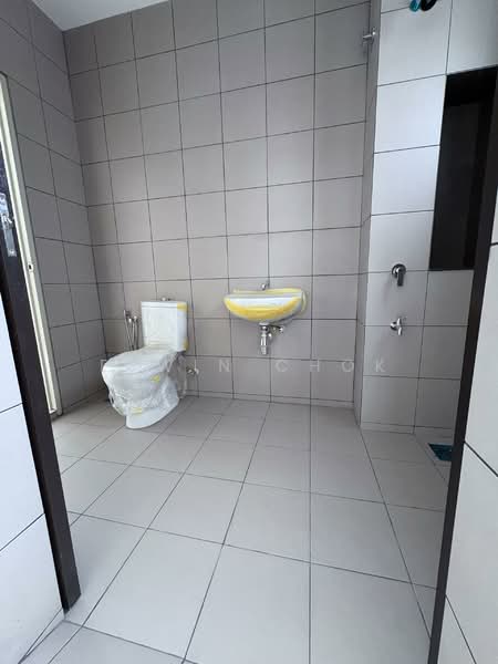 2-storey Terraced House for Sale in Bandar Bukit Raja (Klang) - Elwin Chok - Bathroom - PropertyGuru.com.my