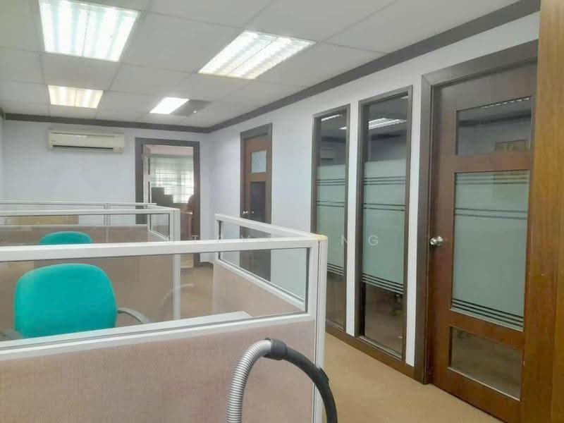 Shop / Office untuk Dijual di Pusat Bandar Puchong (Puchong) - Steve Ong - Corridor - PropertyGuru.com.my