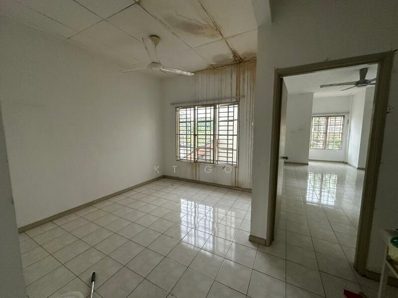 Rumah Teres 2 Tingkat untuk Dijual di Bandar Bukit Puchong 2 (Puchong) - KT Go - Living Room - PropertyGuru.com.my