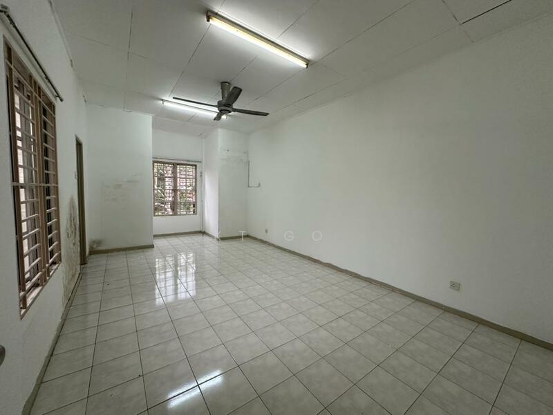 Rumah Teres 2 Tingkat untuk Dijual di Bandar Bukit Puchong 2 (Puchong) - KT Go - Living Room - PropertyGuru.com.my