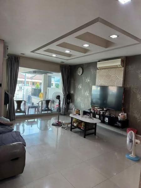 Terraced House for Sale in Puchong (Selangor) - Michael Chan - Living Room - PropertyGuru.com.my