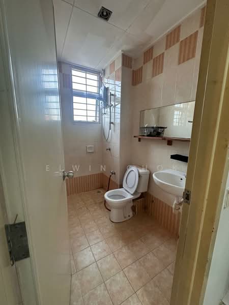 2-storey Terraced House for Sale in Setia Indah (Setia Alam) - Elwin Chok - Bathroom - PropertyGuru.com.my