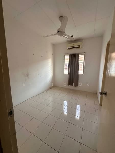 2-storey Terraced House for Sale in Setia Indah (Setia Alam) - Elwin Chok - Bedroom - PropertyGuru.com.my