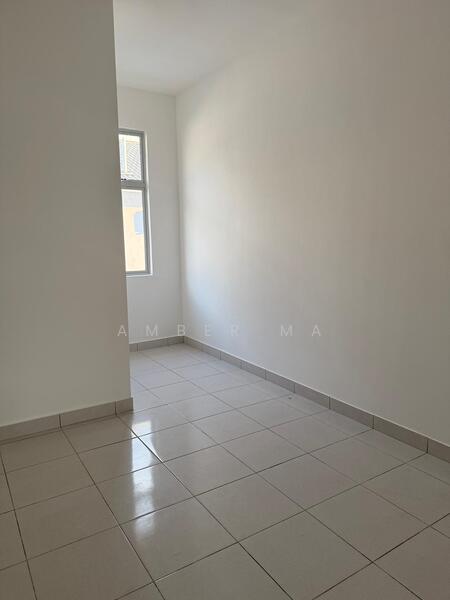 For Rent - Meridin East