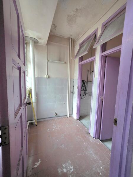 Shop / Office for Sale in Rawang (Selangor) - Kathy Pong - Corridor - PropertyGuru.com.my