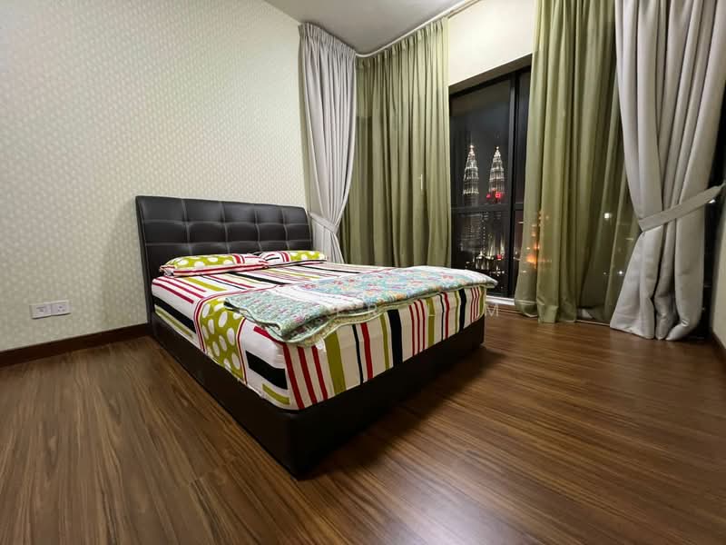 Kediaman Servis untuk Dijual di Setia SKY Residences - Dexter Lim - Bedroom - PropertyGuru.com.my