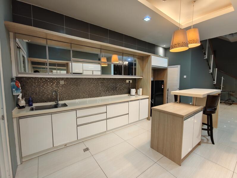Semi-Detached House for Sale in Taman Bukit Suria (Cheras) - Kent Tan - Kitchen - PropertyGuru.com.my