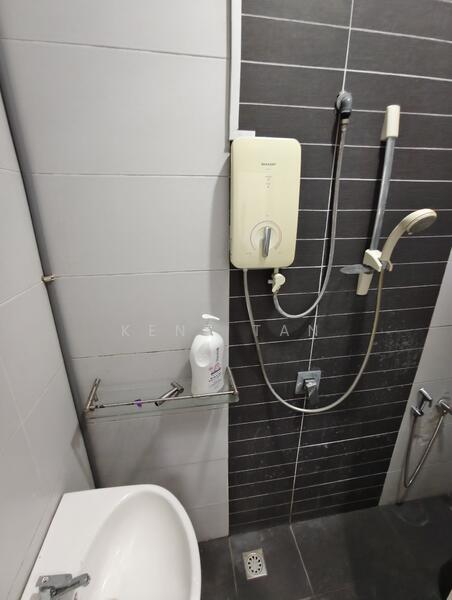 Semi-Detached House for Sale in Taman Bukit Suria (Cheras) - Kent Tan - Bathroom - PropertyGuru.com.my