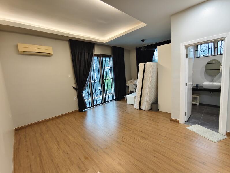 Semi-Detached House for Sale in Taman Bukit Suria (Cheras) - Kent Tan - Living Room - PropertyGuru.com.my