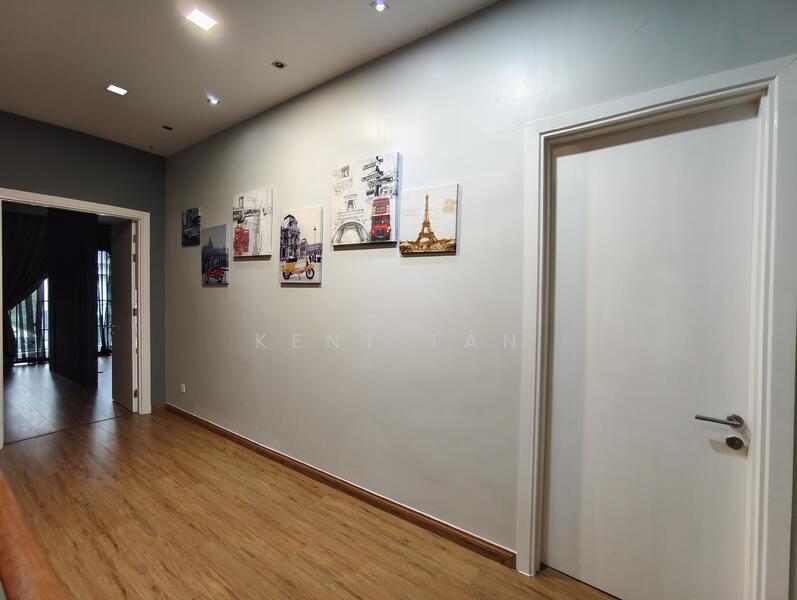 Semi-Detached House for Sale in Taman Bukit Suria (Cheras) - Kent Tan - Corridor - PropertyGuru.com.my