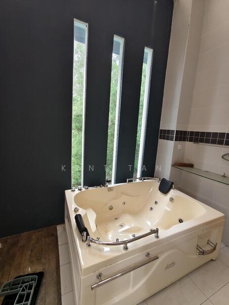 Semi-Detached House for Sale in Taman Bukit Suria (Cheras) - Kent Tan - Bathroom - PropertyGuru.com.my