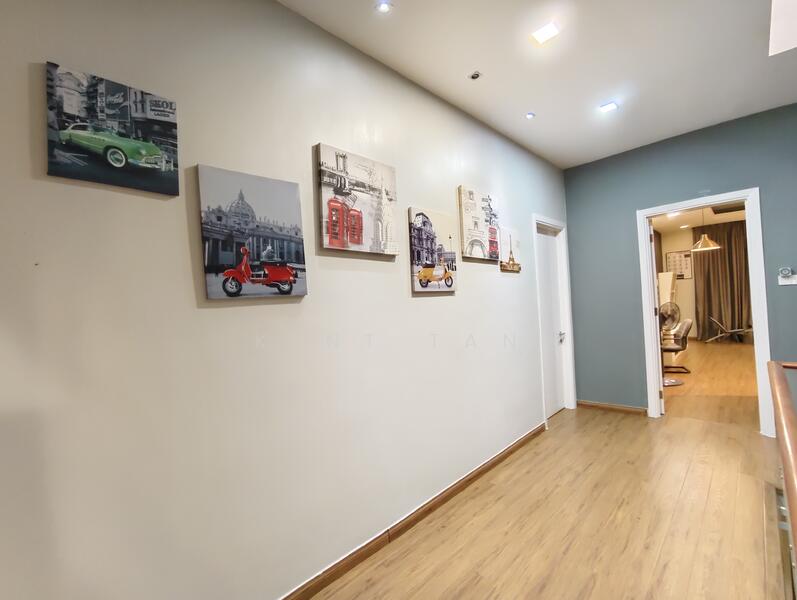 Semi-Detached House for Sale in Taman Bukit Suria (Cheras) - Kent Tan - Corridor - PropertyGuru.com.my