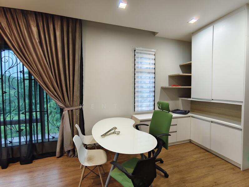 Semi-Detached House for Sale in Taman Bukit Suria (Cheras) - Kent Tan - Study - PropertyGuru.com.my