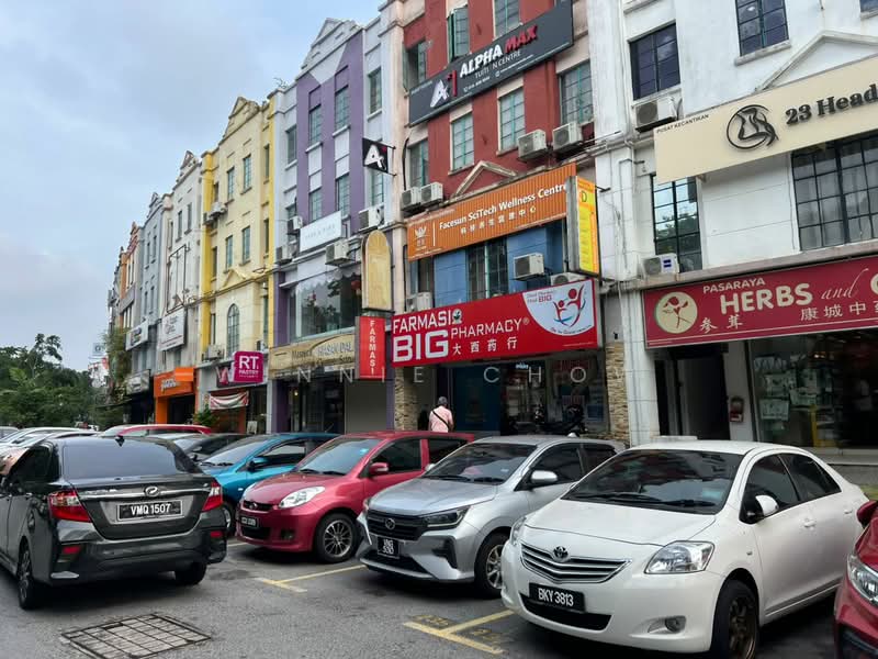 Kedai untuk Dijual di Kota Kemuning (Shah Alam) - Winnie Chow - Exterior - PropertyGuru.com.my