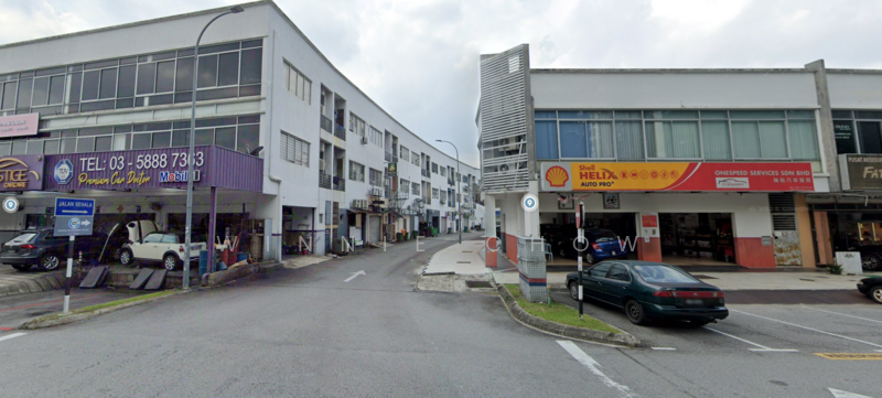 For Sale - Facing Main Road Shoplot, Kota Kemuning