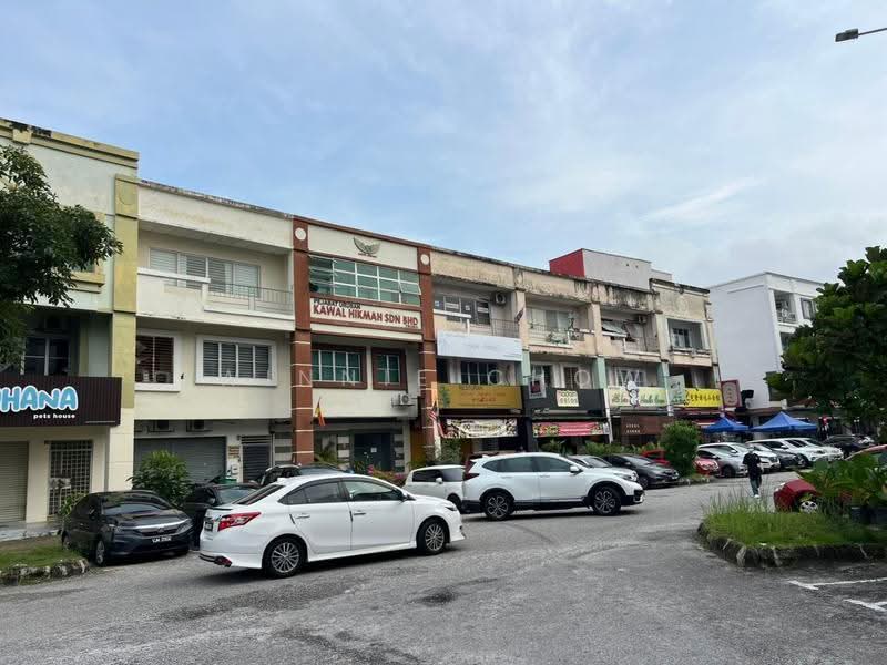 Kedai untuk Dijual di Kota Kemuning (Shah Alam) - Winnie Chow - Exterior - PropertyGuru.com.my