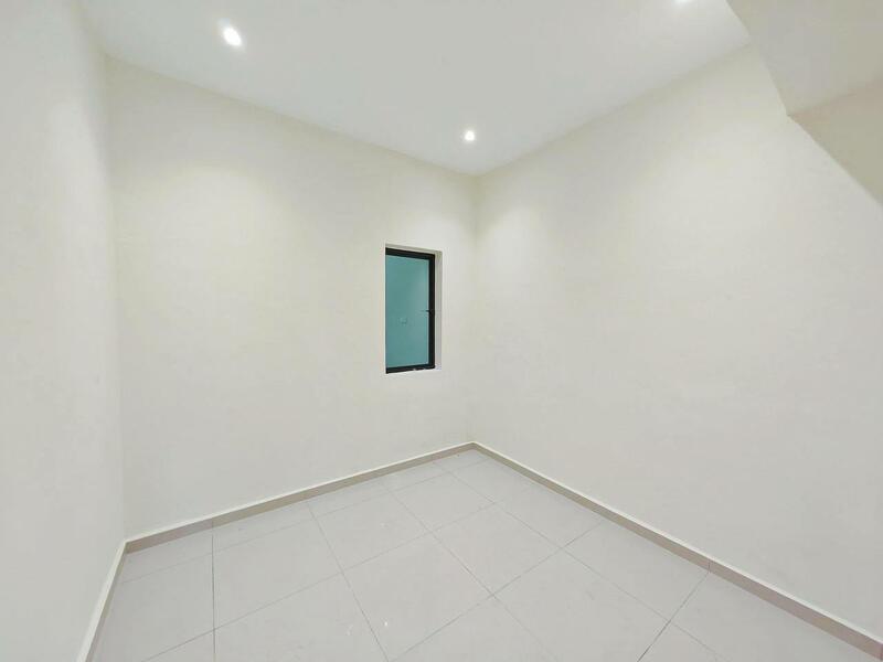 For Sale - Taman Desa Cemerlang