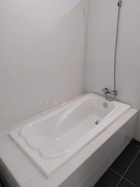 For Rent - The Strand, Kota Damansara