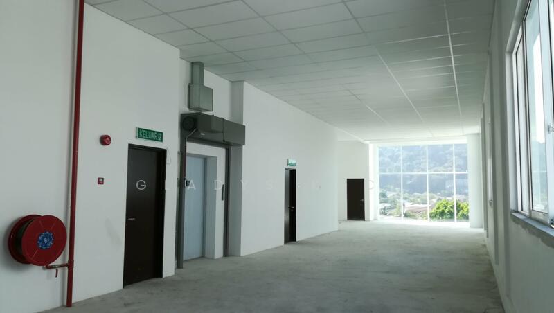 Semi-D Factory for Rent in Batu Maung (Penang) - Gladys Kock - Corridor - PropertyGuru.com.my