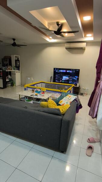 Rumah Teres 2 Tingkat untuk Dijual di Bandar Puncak Alam (Puncak Alam) - Saleh Mokhtar - Living Room - PropertyGuru.com.my