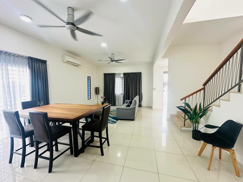 2-storey Terraced House for Sale in Cyberjaya (Selangor) - Mudz Salahuddin - Living Room - PropertyGuru.com.my
