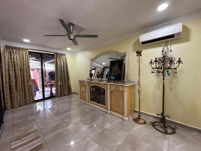 Semi-Detached House for Sale in Sri Hartamas (Kuala Lumpur) - Ahmad Fikri Amer Hamzah - Living Room - PropertyGuru.com.my