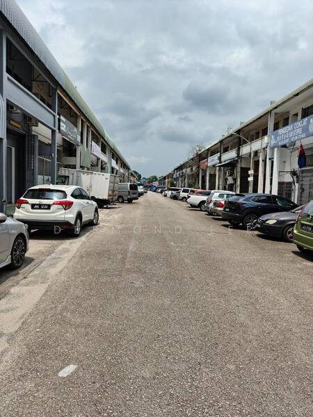 Untuk Disewa - Permas Jaya