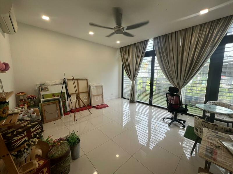 3-storey Terraced House for Rent in Lake Fields (Sungai Besi) - Lucus Yong - Living Room - PropertyGuru.com.my