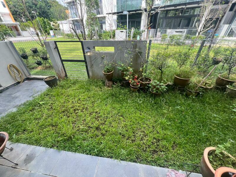 3-storey Terraced House for Rent in Lake Fields (Sungai Besi) - Lucus Yong - Garden - PropertyGuru.com.my