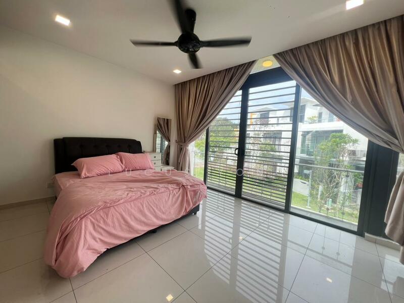 3-storey Terraced House for Rent in Lake Fields (Sungai Besi) - Lucus Yong - Bedroom - PropertyGuru.com.my
