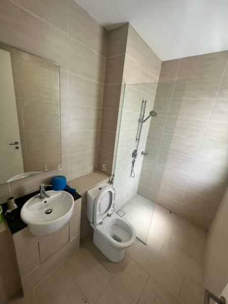 3-storey Terraced House for Rent in Lake Fields (Sungai Besi) - Lucus Yong - Bathroom - PropertyGuru.com.my