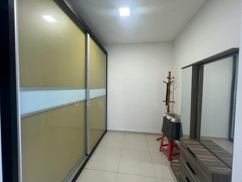 3-storey Terraced House for Rent in Lake Fields (Sungai Besi) - Lucus Yong - Corridor - PropertyGuru.com.my