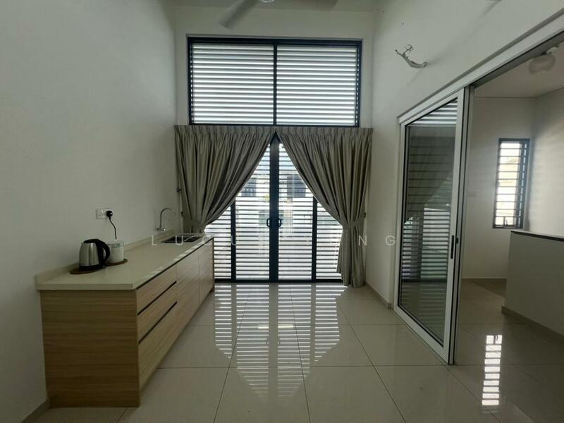 3-storey Terraced House for Rent in Lake Fields (Sungai Besi) - Lucus Yong - Kitchen - PropertyGuru.com.my