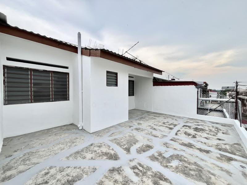 Rumah Teres 2-Tingkat untuk Dijual di Bidor (Perak) - Joel Lee - Exterior - PropertyGuru.com.my