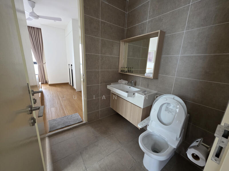 Mitsui Serviced Suites untuk Untuk Disewa - RM 5,700 /bulan, Feb 2026 - Bathroom - PropertyGuru.com.my