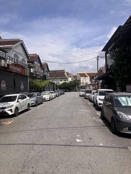 Shop for Sale in Ipoh (Perak) - Nicholas Poh - Exterior - PropertyGuru.com.my