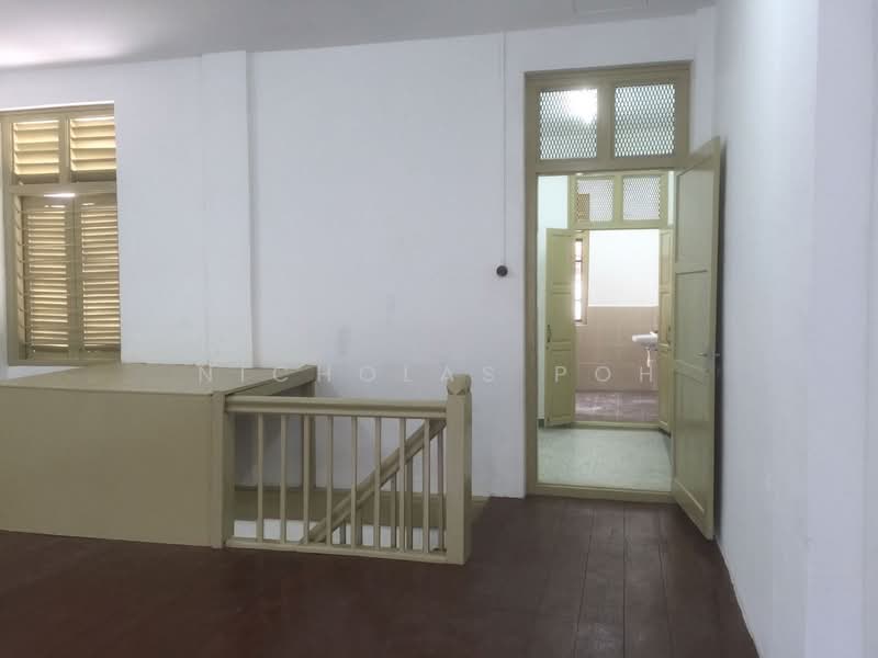 Shop for Rent in Ipoh (Perak) - Nicholas Poh - Corridor - PropertyGuru.com.my