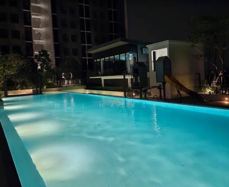 Service Residence for Sale at DENAI 128 (HABITUS) - Fifi Natasya - Pool - PropertyGuru.com.my