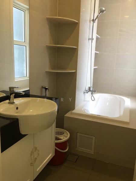 Condominium for Sale at Reflections Condominium - Jerry So - Bathroom - PropertyGuru.com.my