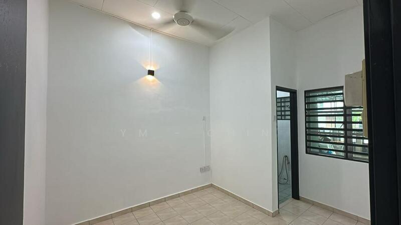 Master with attached bathroom