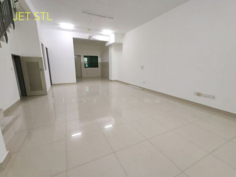 2-storey Terraced House for Sale in Setia Alam (Selangor) - Steve Leong . - Living Room - PropertyGuru.com.my